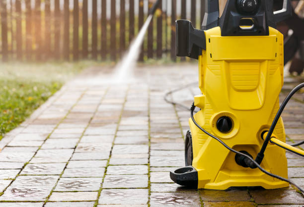 Best Sidewalk and Walkway Cleaning  in Merriam Woods, MO
